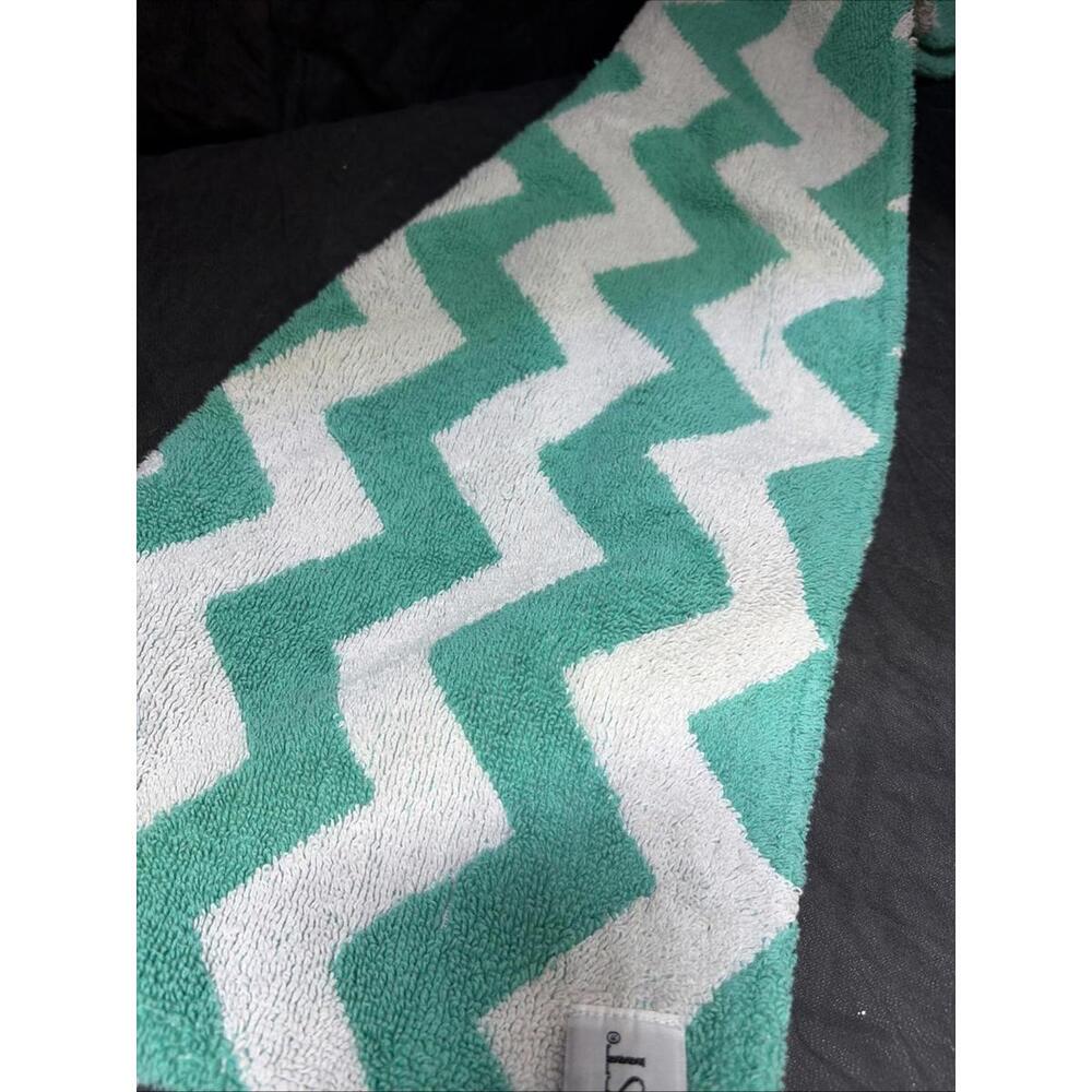 Turbie Twist Microfiber Hair Towel Wrap - Picture 2 of 4